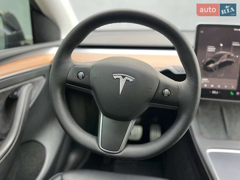 Позашляховик / Кросовер Tesla Model Y 2022 в Хмельницькому