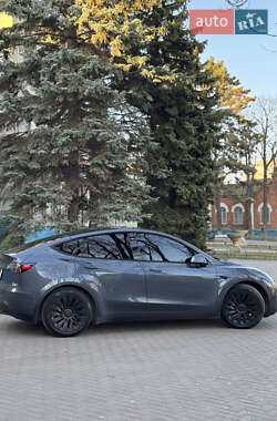 Позашляховик / Кросовер Tesla Model Y 2020 в 