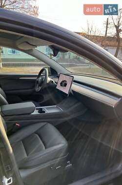 Внедорожник / Кроссовер Tesla Model Y 2023 в 