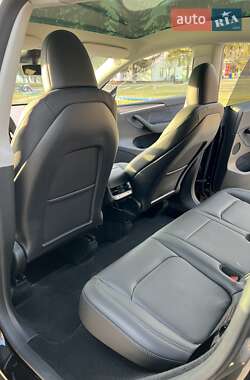 Внедорожник / Кроссовер Tesla Model Y 2023 в 