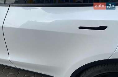 Внедорожник / Кроссовер Tesla Model Y 2022 в 