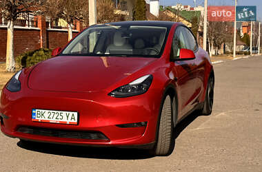 Позашляховик / Кросовер Tesla Model Y 2022 в 