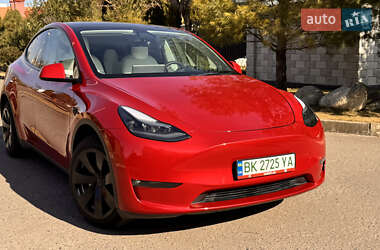 Внедорожник / Кроссовер Tesla Model Y 2022 в Ровно