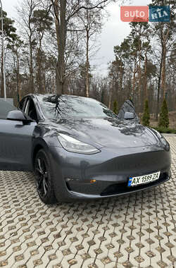Позашляховик / Кросовер Tesla Model Y 2023 в 