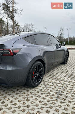 Позашляховик / Кросовер Tesla Model Y 2023 в 