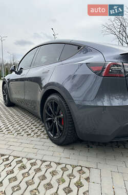 Позашляховик / Кросовер Tesla Model Y 2023 в 