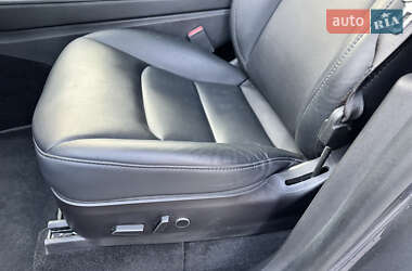 Внедорожник / Кроссовер Tesla Model Y 2021 в 