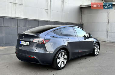 Внедорожник / Кроссовер Tesla Model Y 2021 в 