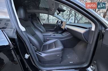 Внедорожник / Кроссовер Tesla Model Y 2022 в 
