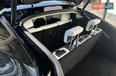 Внедорожник / Кроссовер Tesla Model Y 2022 в 