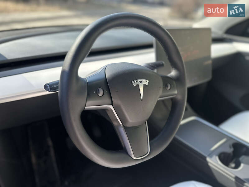 Внедорожник / Кроссовер Tesla Model Y 2022 в Днепре