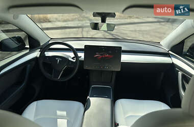 Внедорожник / Кроссовер Tesla Model Y 2022 в 