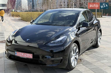 Внедорожник / Кроссовер Tesla Model Y 2023 в Киеве