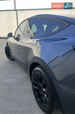 Внедорожник / Кроссовер Tesla Model Y 2022 в 