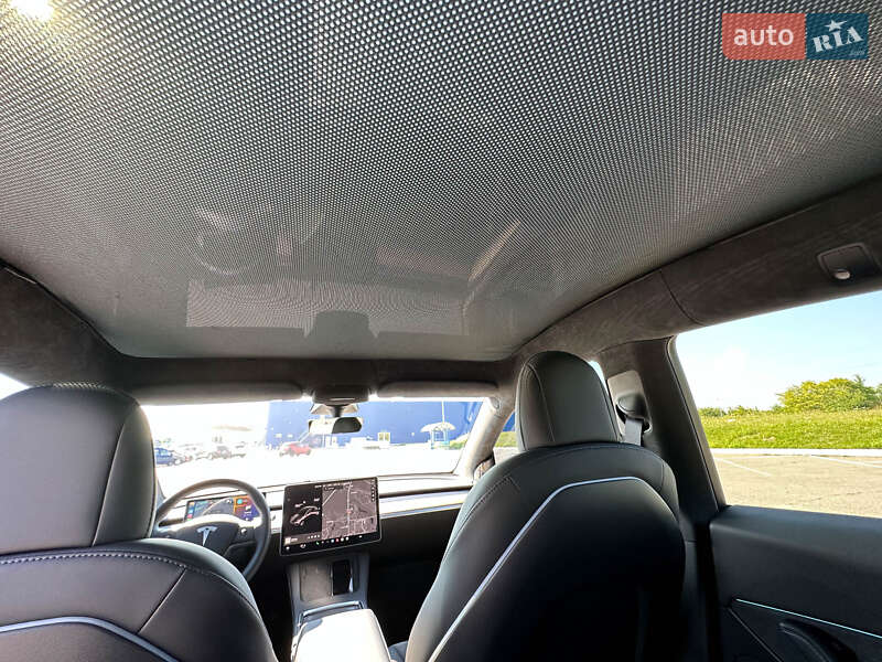 Позашляховик / Кросовер Tesla Model Y 2022 в Полтаві