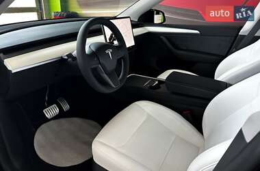 Внедорожник / Кроссовер Tesla Model Y 2023 в 