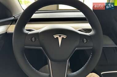 Внедорожник / Кроссовер Tesla Model Y 2023 в 