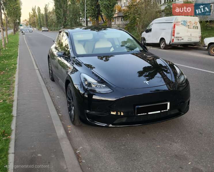 Внедорожник / Кроссовер Tesla Model Y 2023 в 