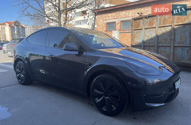 Внедорожник / Кроссовер Tesla Model Y 2024 в 