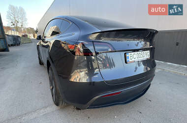 Внедорожник / Кроссовер Tesla Model Y 2024 в 