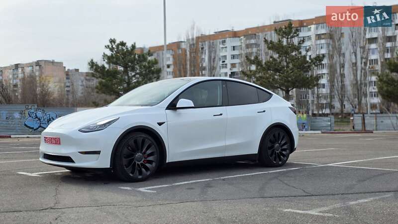 Позашляховик / Кросовер Tesla Model Y 2020 в Миколаєві
