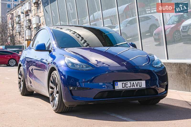 Внедорожник / Кроссовер Tesla Model Y 2022 в 
