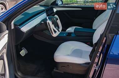 Внедорожник / Кроссовер Tesla Model Y 2022 в 