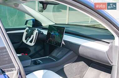Внедорожник / Кроссовер Tesla Model Y 2022 в 