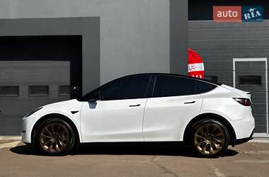 Внедорожник / Кроссовер Tesla Model Y 2023 в 