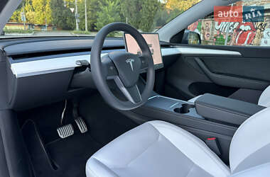 Позашляховик / Кросовер Tesla Model Y 2023 в 