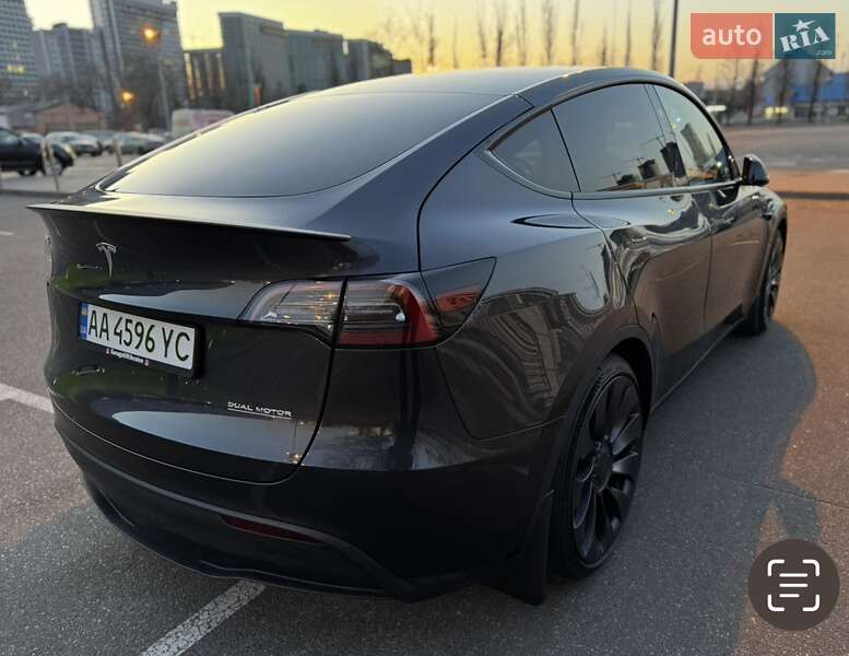 Внедорожник / Кроссовер Tesla Model Y 2024 в Киеве фото 4 Внедорожник / Кроссовер Tesla Model Y 2024 в Киеве