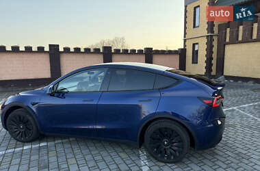 Внедорожник / Кроссовер Tesla Model Y 2023 в 