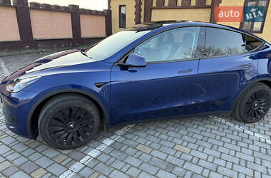 Внедорожник / Кроссовер Tesla Model Y 2023 в 