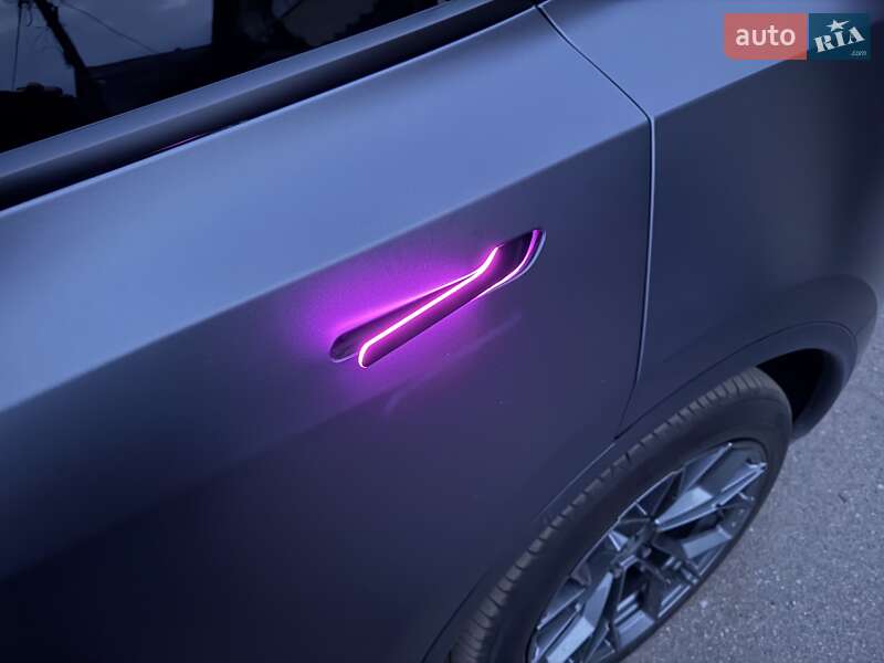 Позашляховик / Кросовер Tesla Model Y 2022 в Полтаві