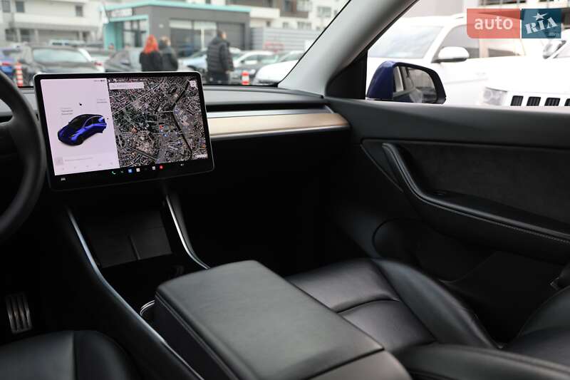 Позашляховик / Кросовер Tesla Model Y 2020 в Харкові