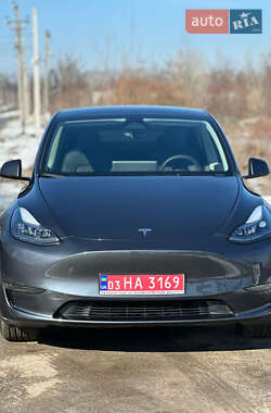 Внедорожник / Кроссовер Tesla Model Y 2024 в 