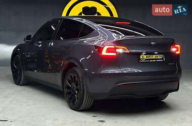 Внедорожник / Кроссовер Tesla Model Y 2021 в 