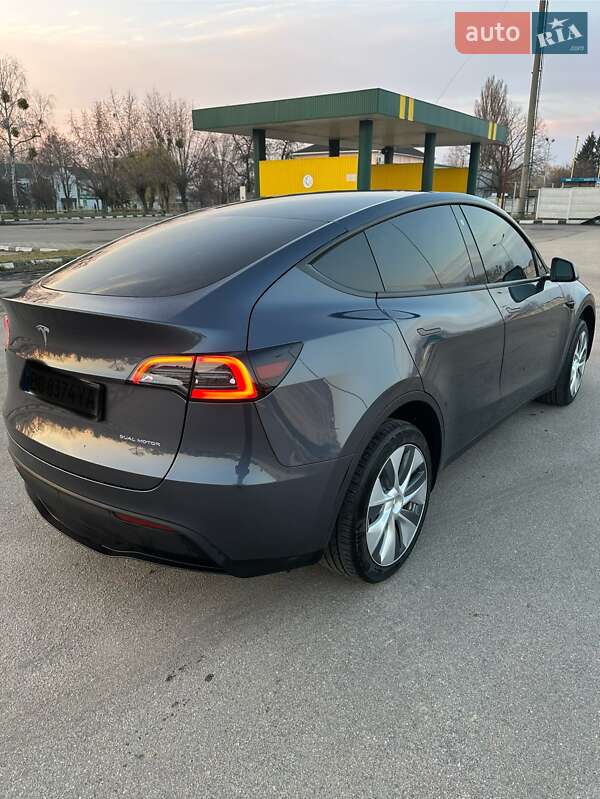 Внедорожник / Кроссовер Tesla Model Y 2023 в Коростене
