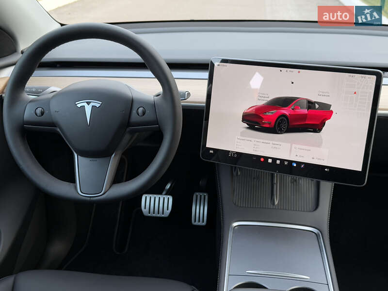 Внедорожник / Кроссовер Tesla Model Y 2024 в Ровно