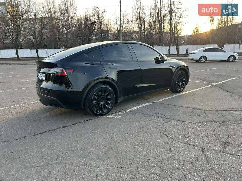 Внедорожник / Кроссовер Tesla Model Y 2020 в Кривом Роге