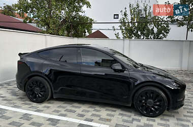 Внедорожник / Кроссовер Tesla Model Y 2021 в 