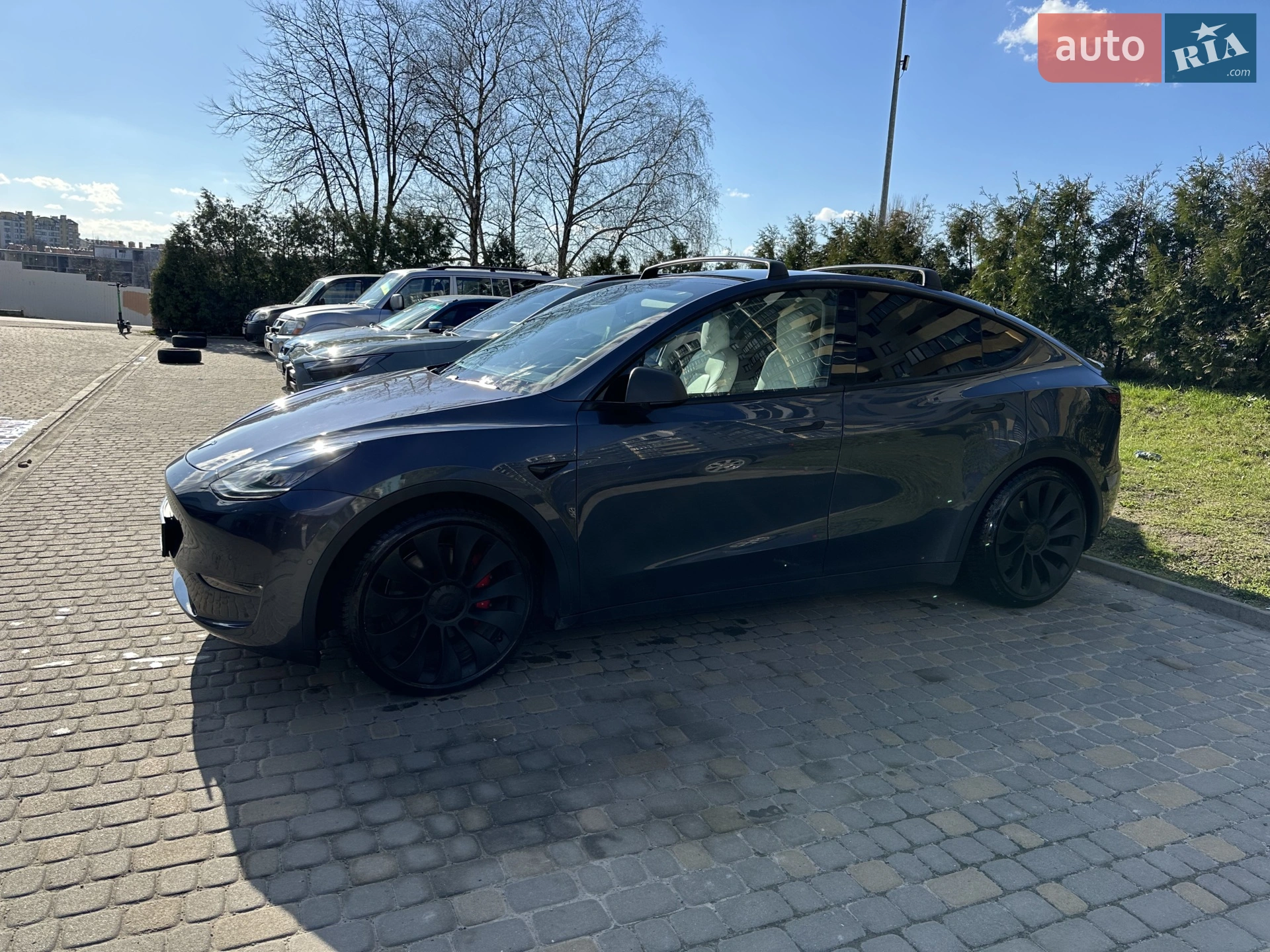2020 Tesla Model Y - мініатюра 4