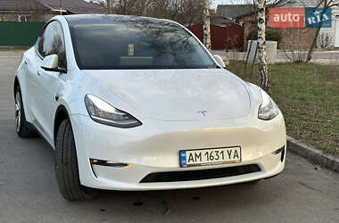 Внедорожник / Кроссовер Tesla Model Y 2022 в 