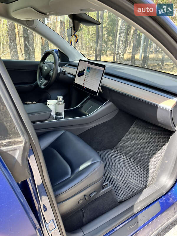 Позашляховик / Кросовер Tesla Model Y 2020 в Києві