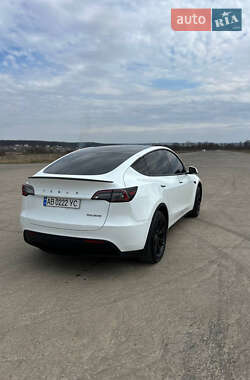 Внедорожник / Кроссовер Tesla Model Y 2022 в 