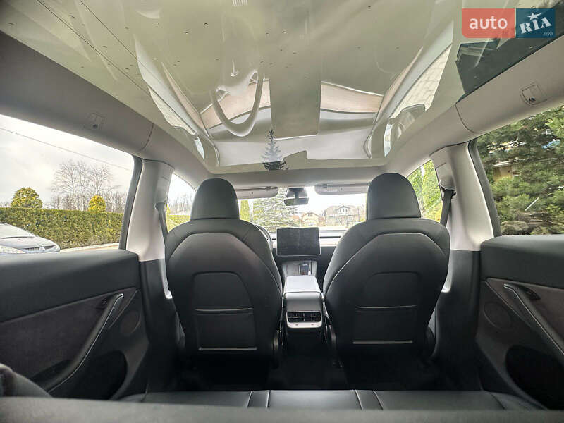 Внедорожник / Кроссовер Tesla Model Y 2022 в Долине фото 19 Внедорожник / Кроссовер Tesla Model Y 2022 в Долине