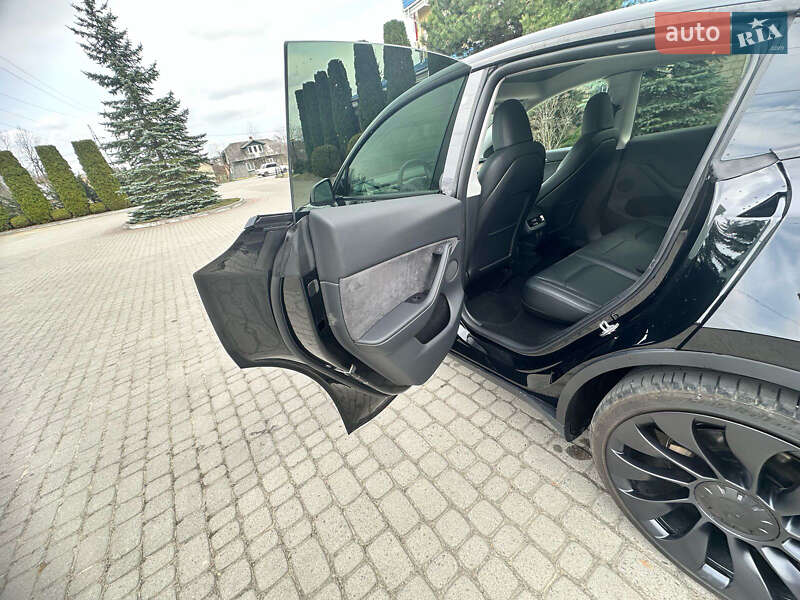 Внедорожник / Кроссовер Tesla Model Y 2022 в Долине фото 22 Внедорожник / Кроссовер Tesla Model Y 2022 в Долине