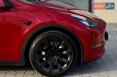Позашляховик / Кросовер Tesla Model Y 2021 в 