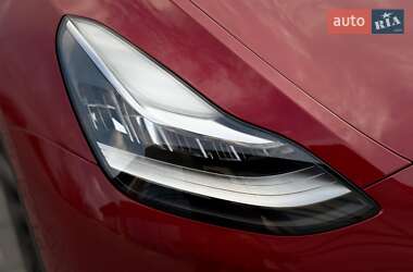 Позашляховик / Кросовер Tesla Model Y 2021 в 