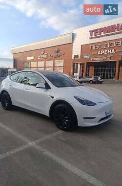 Внедорожник / Кроссовер Tesla Model Y 2022 в 